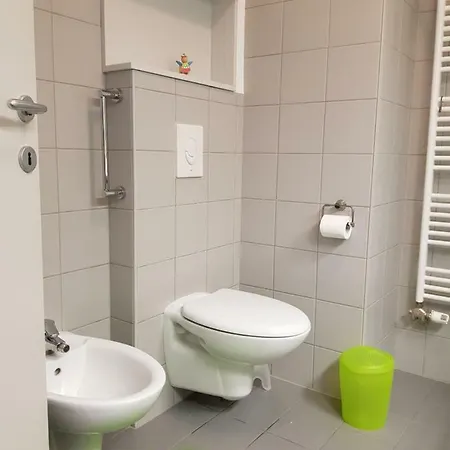 Yellow Apartma *